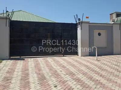 Townhouse/Cluster For Sale in Glen Lorne