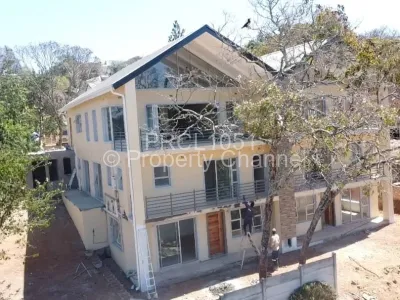 Townhouse/Complex/Cluster for Sale in Helensvale
