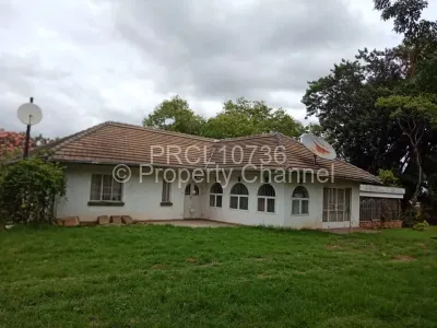 House for Sale in Waterfalls