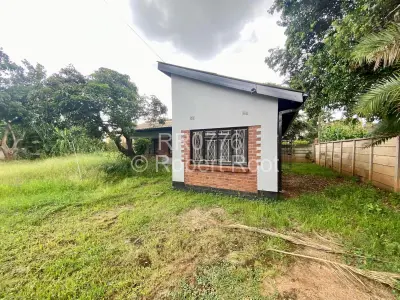 Cottage/Garden Flat to Rent in Hillside