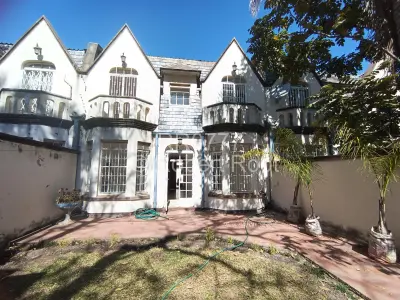 Townhouse/Complex/Cluster to Rent in Newlands
