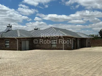 Flat/Apartment to Rent in Meyrick Park