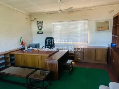 Commercial Property to Rent in Bluff Hill