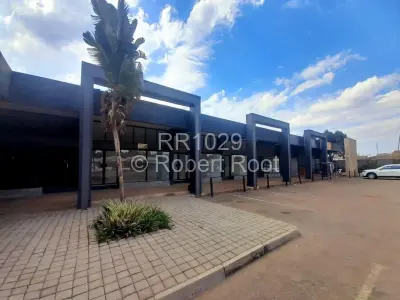 Retail/Shop to Rent in Greendale