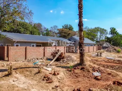 Townhouse/Cluster For Sale in Greendale