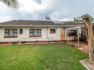 Townhouse/Cluster For Sale in Athlone