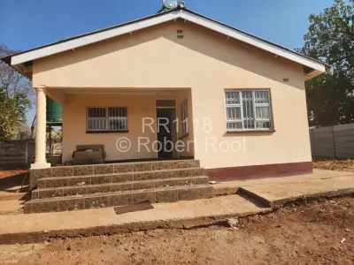 Cottage/Garden Flat For Rent in Quinnington