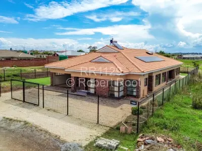 House For Sale in Fairview