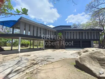 House For Rent in Sentosa