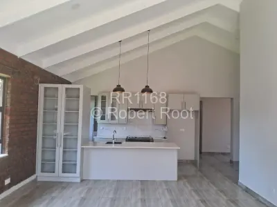 Townhouse/Cluster For Sale in Greendale North