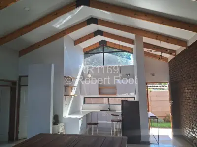 Townhouse/Cluster For Sale in Greendale North