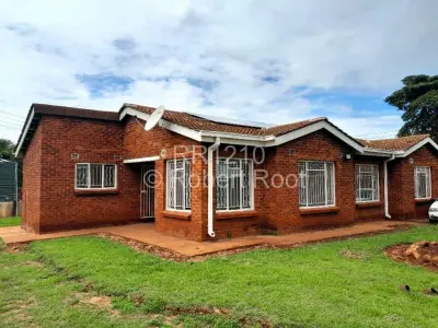 House For Rent in Westgate