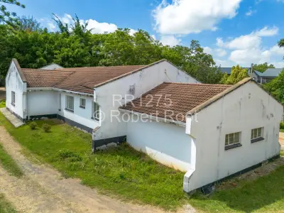 House For Sale in Greendale