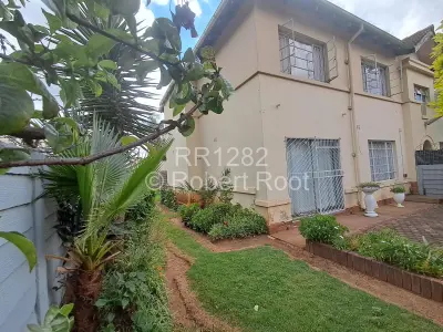 Flat/Apartment For Rent in Avenues