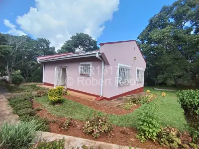 Cottage/Garden Flat For Rent in Philadelphia