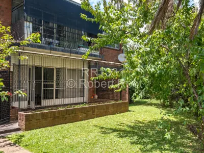 Flat/Apartment For Sale in Avondale West