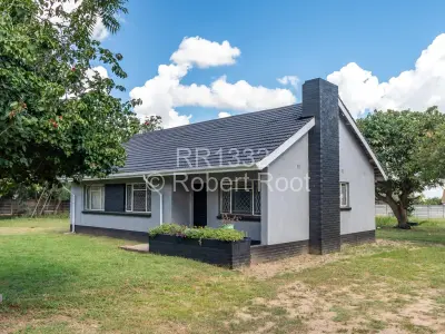 House For Sale in Waterfalls