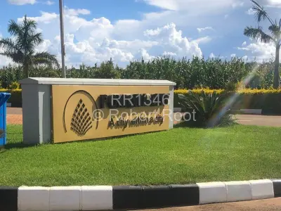 Cottage/Garden Flat For Sale in Pomona