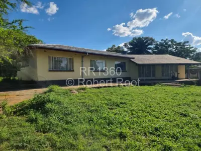 House For Sale in Burnside