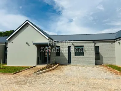 Townhouse/Cluster For Rent in Bluff Hill