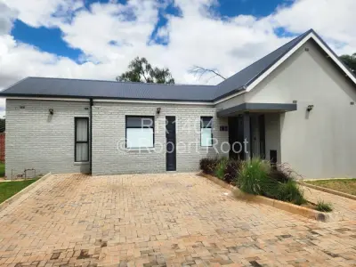 Townhouse/Cluster For Rent in Bluff Hill