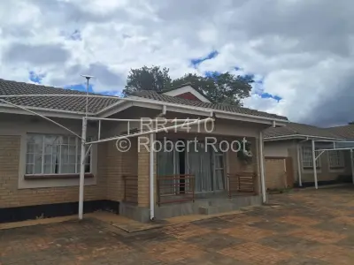 Townhouse/Cluster For Rent in Waterfalls