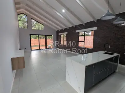 Townhouse/Cluster For Sale in Greendale North