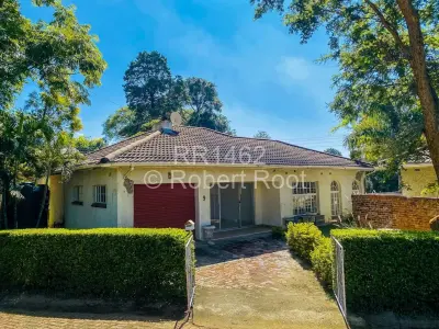 Townhouse/Cluster For Sale in Bluff Hill