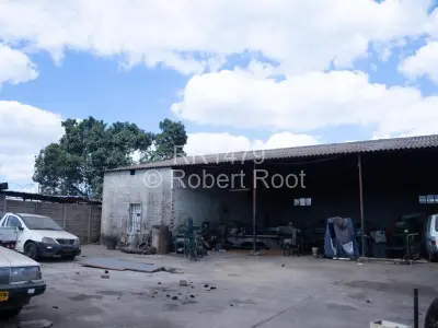 Industrial Stand For Sale in Willowvale