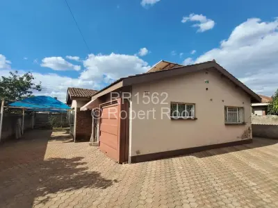 House For Sale in Bloomingdale