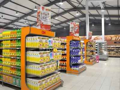 Retail/Shop For Sale in Glen View