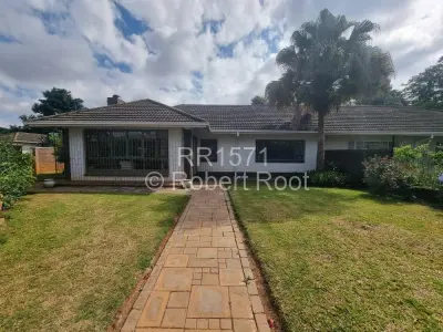 Cottage/Garden Flat For Rent in Borrowdale