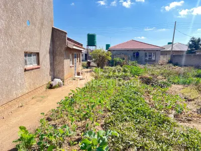 Residential Stand For Sale in Damofalls