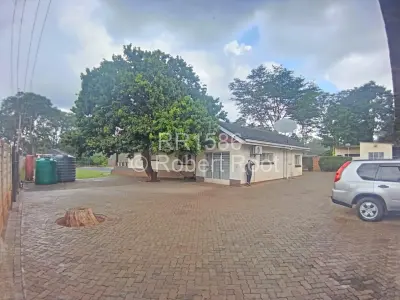 House For Sale in Avondale