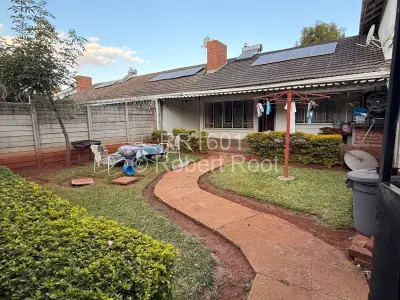 Flat/Apartment For Sale in Strathaven