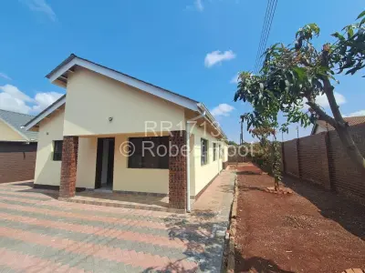 Cottage/Garden Flat For Rent in Belvedere