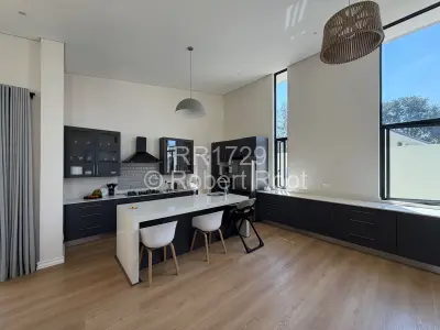 Townhouse/Cluster For Sale in Newlands