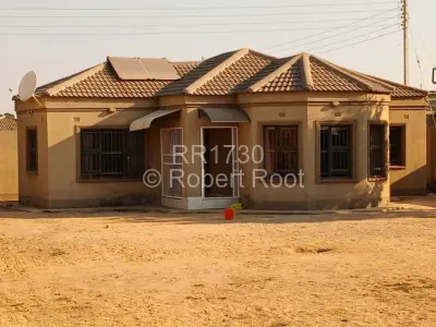 Cottage/Garden Flat For Sale in Ruwa