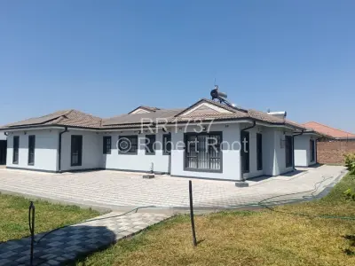 House For Rent in Sandton Park
