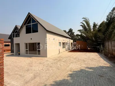 Townhouse/Cluster For Rent in Vainona
