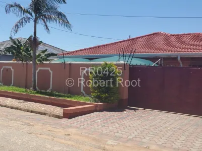House for Sale in Mainway Meadows