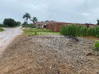 Stand for Sale in Zimre Park