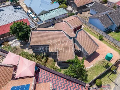 House for Sale in Mainway Meadows