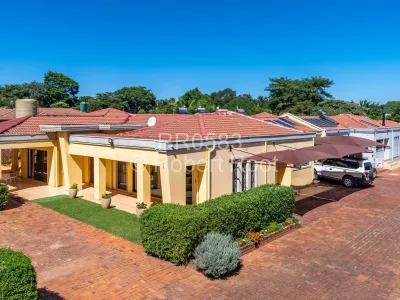 Townhouse/Complex/Cluster for Sale in Borrowdale