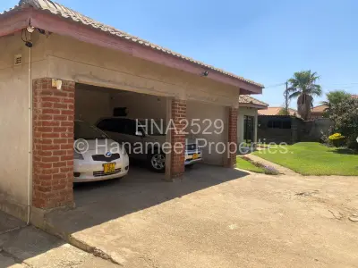 House for Sale in Lenana Park