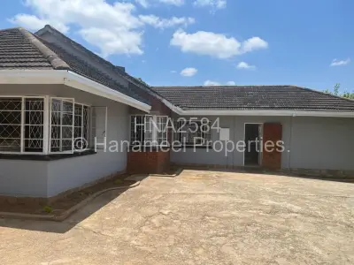 House For Sale in Greendale