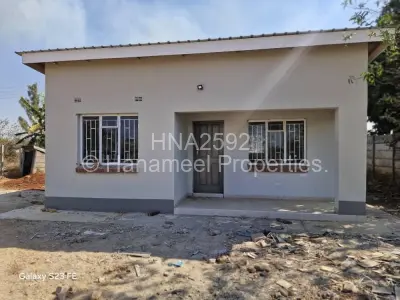 Cottage/Garden Flat For Sale in Beatrice