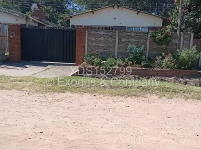 House For Sale in Zengeza