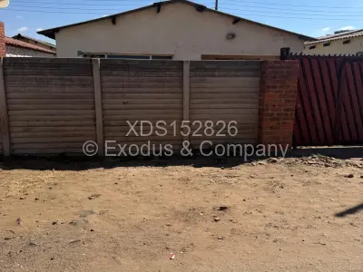 House For Rent in Warren Park