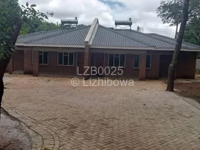 Townhouse/Cluster For Rent in Greystone Park
